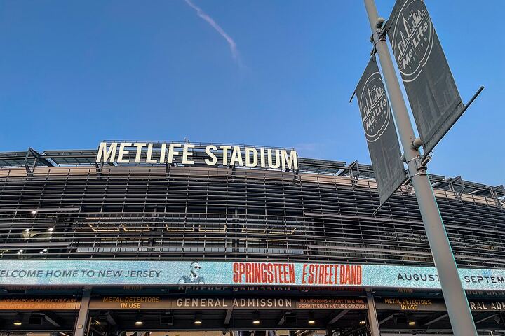 MetLife Stadium in East Rutherford viewed from outside